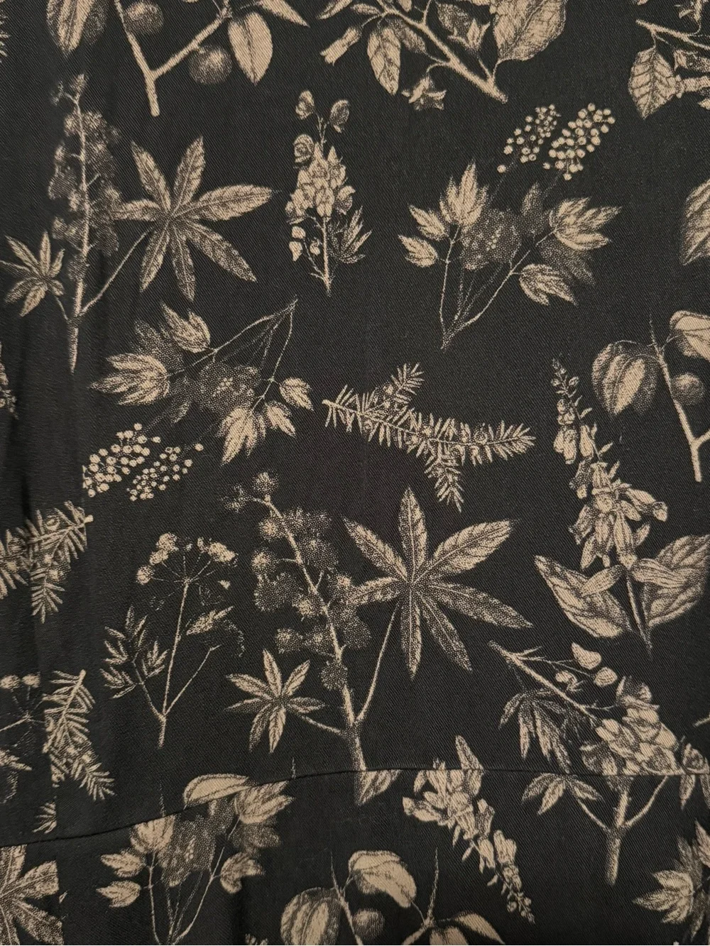 Disturbia Poisonous Plants midi faux wrap dress size 14 NWT - Picture 6 of 6